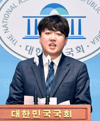 홍준표 시장 ‘이강인 저격’에...이준석 “이강인 인성 디렉터 맡긴 적 없어”