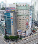 온그룹에셋 해고 노동자, 정근 온종합병원 명예원장 고소