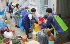 용호1동 행정복지센터, 취약층 집수리 봉사