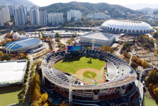 사직야구장 2031년 개방형으로 재탄생