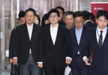 한동훈 尹, 참담한 상황 설명하고 국방부 장관 해임해야