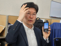 ‘이명’에 획기적인 디지털치료기기 개발…김해 벤처기업 작품