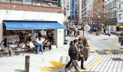 부산 중앙동 카페거리, 원도심 상권 불밝힌다