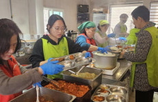 건강관리협 부산동부검진센터, 동래구 사회취약계층 배식봉사