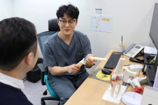 인공관절 수술 연 11만 건…감염·골절 예방 재수술 막아야