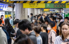 [르포] 파업 몰라 정류장 헛걸음하고, 택시 안 잡혀 발 동동 구르고(종합)