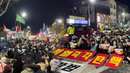윤석열 탄핵하라!.. 전북 지역 촛불 곳곳
