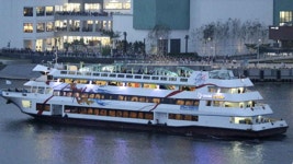 제주항공 참사 당일 불꽃쇼 강행한 업체.. 유람선 운항 6개월 금지