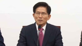 김문수 대선 출마 선언.. 자유민주주의 부정 세력에 물러서지 않겠다