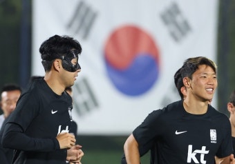 [월드컵]빨라지는 손흥민 복귀 시계..햄스트링 부상 황희찬 출전 가능할까?