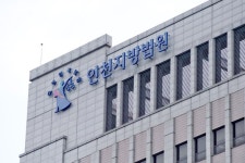 노래방서 술 시키고 신고한 손님...업주는 술값 40배를 벌금으로 냈다