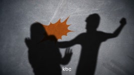 잠꼬대 듣기 싫어..잠자는 여친 폭행한 40대 살인미수 구속