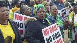 흑인 여성 살해해 돼지 먹이로..백인 농장주에 남아공 발칵