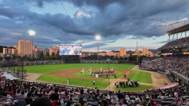 KIA 원정경기 못 간다고요? 한국시리즈 3~4차전, 챔피언스필드서 응원전