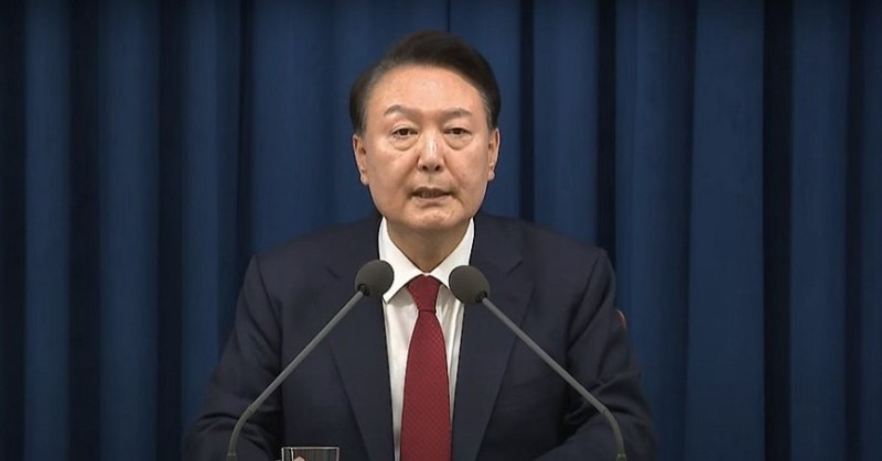 윤석열 대통령, 비상계엄 선포 및 해제 결정에 관한 긴급 담화와 생중계 발표에 대한 분석