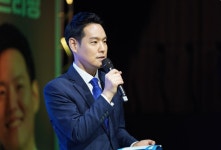 임창정 투자 SG발 주가조작 의혹.. 김한규 볼수록 도이치모터스  비슷