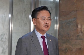 유상범 