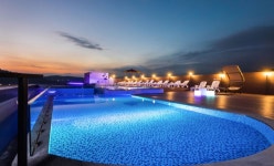 제주 여행의 구원투수된 “그 호텔”.. 강제 취소된 예약, ‘책임 재예약’으로 반전 이끌었다