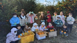 수확의 기쁨 맛본 유치원 원아들.. 신기하고, 더 맛있어요