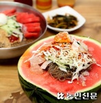 [맛대맛] ‘이색 냉면’ 맞대결…진주냉면 vs 수박냉면