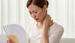 폐경에 따른 ‘갱년기’…신체·심리적 변화는