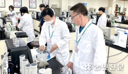 “적정 시비 도와 건강한 토양 유지를”