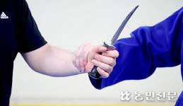 호신술, 하루만에 고수 되려면? 실제 상황서 얼어붙지 않도록 연습 또 연습