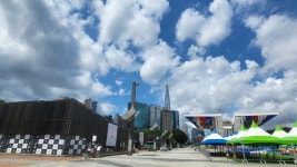 천장 모니터·공기정화식물·자연채광…전국 ‘아름다운 화장실’ 비결은