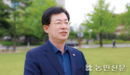 열기 식어가는 고향기부금…“제도 개선해 분위기 반전을”