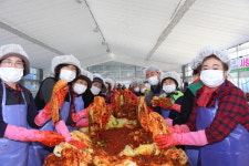 전북 김제 금만농협, 사랑의 김장김치 나눔