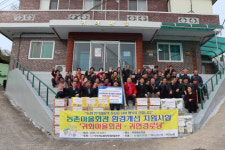 충북농협본부, 옥천서 농촌마을회관 환경개선사업 펼쳐
