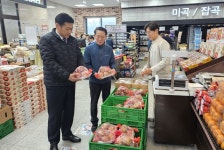 충북농협본부, 농협하나로마트 농산물 할인판매 현장 지도