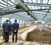 “공동퇴비제조장 배출가스 저감시설 의무화 1년 더 연장을”