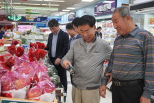 횡성농협 하나로마트 개편…농산 코너 직영으로 고객 만족도 높여