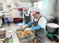 늙으면 쉰다고? 관록으로 ‘경제 자립’…원주 ‘동네방앗간’의 놀라운 성장