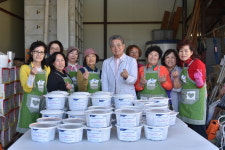 동천안농협 주부대학, ‘행복나눔 열무김치’ 행사…취약계층에 식사 제공