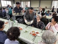 “어르신 건강 챙기세요!”…제주 구좌농협, 보양식 나눔 ‘훈훈’