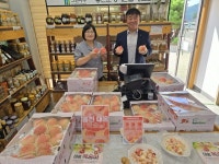 홍천 화촌농협 고속도로휴게소 로컬푸드직매장, 복숭아 판매 거점 역할 톡톡