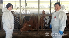 수정란 이식사업…우수 한우 보급 ‘앞장’
