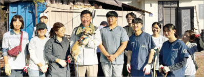 동물병원 없는 마을 다니며 반려동물 보살핀다