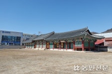 ‘왕사남’ 그곳 강원 영월…잔잔한 강물 사이사이 가슴시린 역사 흐른다