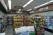청양 정산농협, 3개 지점 하나로마트 동시 리뉴얼…면 단위 주민 웃음꽃 ‘활짝’