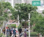 언젠간 철거? 육교 그 너머에 숨은 서울로7017의 가치 [추적+]