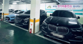 시흥 아파트 충전구역, 내연차량 ‘불법주차’ 극성 [현장의 목소리]