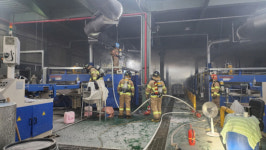 동두천 피혁·염색산업단지 섬유가공 공장서 불…1시간 만에 진화