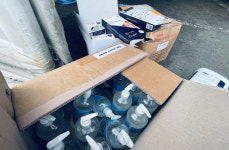 시흥시 재활용 분리수거장에 버려진 시민혈세