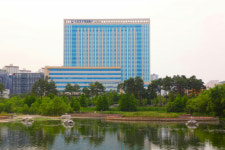 법원, 탈의실 몰카 설치한 아주대 의대생 집행유예