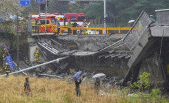 경찰, 정자교 붕괴 관련 공무원 등 9명 입건
