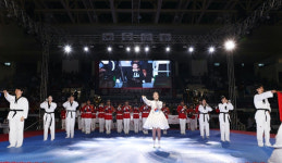 국악과 양악이 함께…모두를 감동시킨 조용경의 판소리 애국가