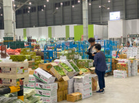 코로나에 폭염까지… 과일·채솟값 급등에 신음하는 자영업계 [현장, 그곳&]